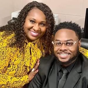 Meet your Posher, Ray